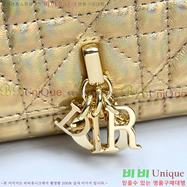 #��� ũ�ν��� ���� �� �޴��� �Ŀ�ġ �̴Ϲ� S0977-1011