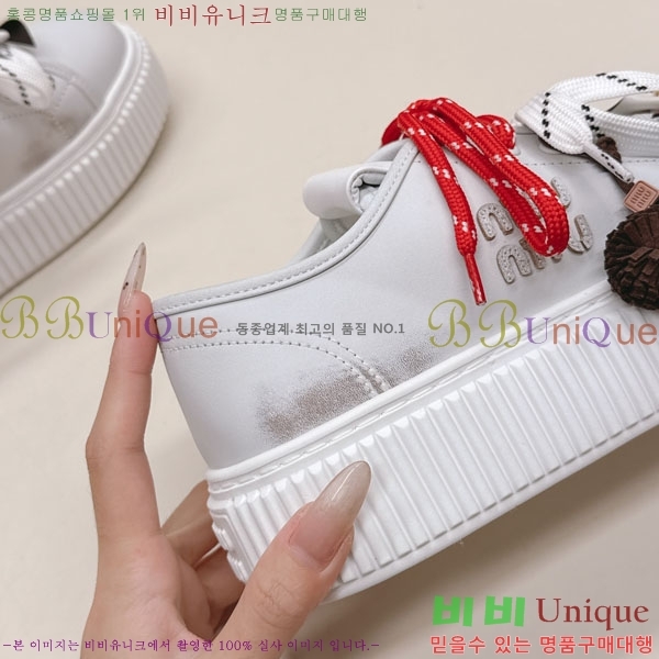 ���� �̿�̿� ��� ����Ŀ�� MU690588-5