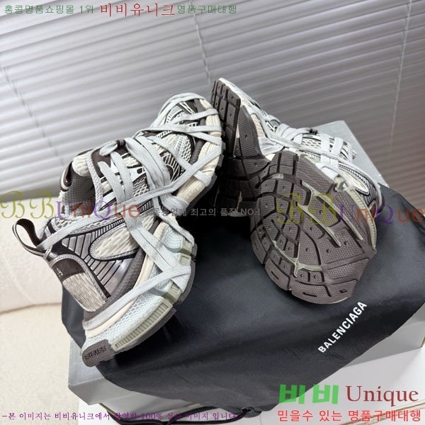 �߷��þư� 3XL Ʈ���̳� ����Ŀ�� BLA356602-8
