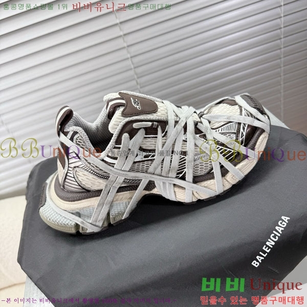 �߷��þư� 3XL Ʈ���̳� ����Ŀ�� BLA356602-8