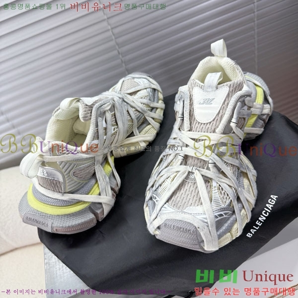 �߷��þư� 3XL Ʈ���̳� ����Ŀ�� BLA356602-16
