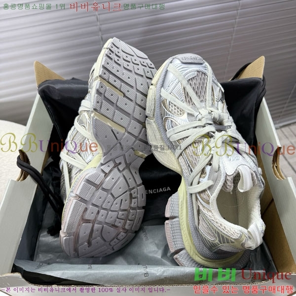 �߷��þư� 3XL Ʈ���̳� ����Ŀ�� BLA356601-1