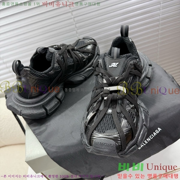 �߷��þư� 3XL Ʈ���̳� ����Ŀ�� BLA356601-7