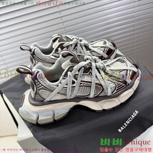 �߷��þư� 3XL Ʈ���̳� ����Ŀ�� BLA356601-9