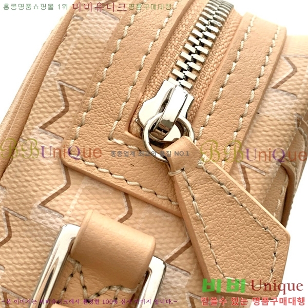 #���̳� ī�޶�� M8018-103