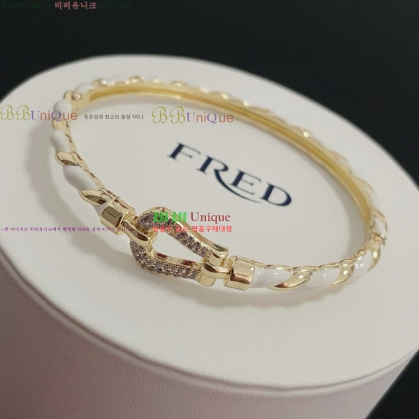 ������ ���� CH856677