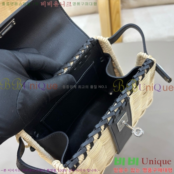 #�����޽� ��ũ�� �̸� 20 H305771-106 (����ǰ)