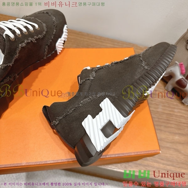 �����޽� �ٿ�� ����Ŀ�� 34H7465575-16