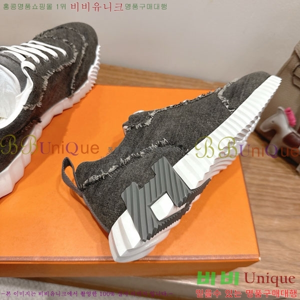 �����޽� �ٿ�� ����Ŀ�� 34H7465575-18