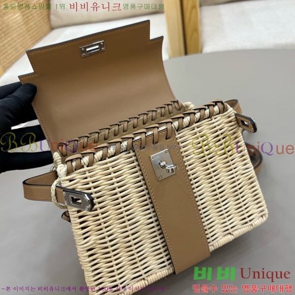 #�����޽� ��ũ�� �̸� 20 H305771-105 (����ǰ)