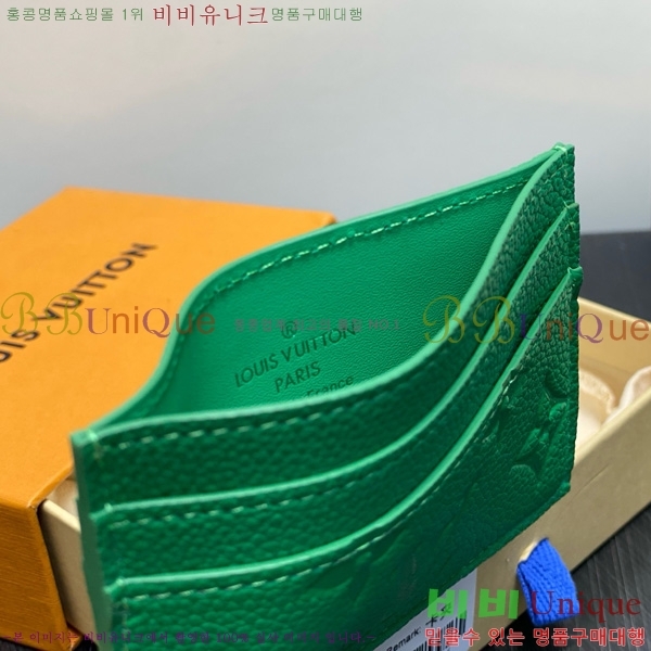 #���̺��� ���� ī�� Ȧ�� M25988-101