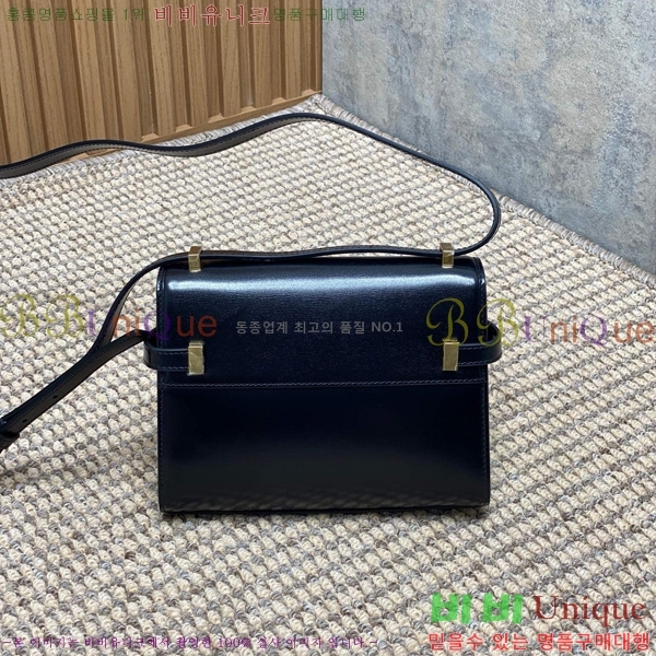 #���ζ� ����ź �̴� ũ�ν��ٵ�� 727766-1002