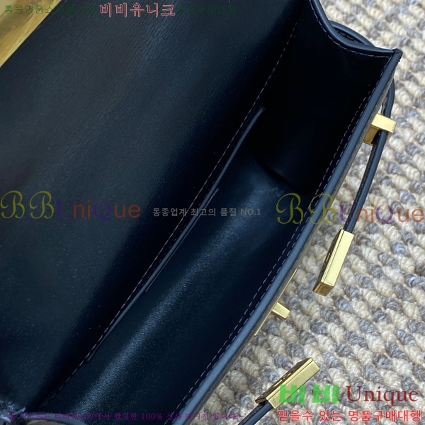 #���ζ� ����ź �̴� ũ�ν��ٵ�� 727766-1002