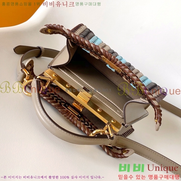 #��� ��ī�� ���̾��� �����ڴ� �ڵ�� �̴� F32702-3