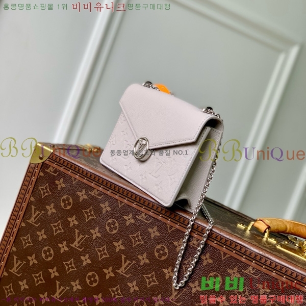 #���̺��� ���� �� ü�� ���� ũ�ν��� M13570-101