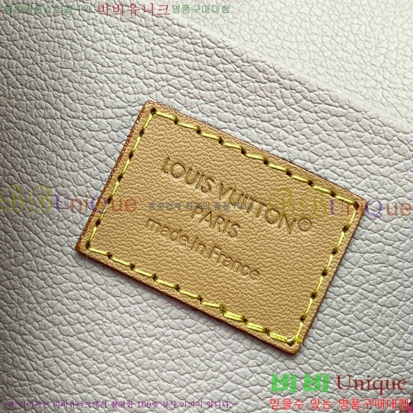 #���̺��� �Ͻ� �̴� ����Ƽ ���̽� M44495-101
