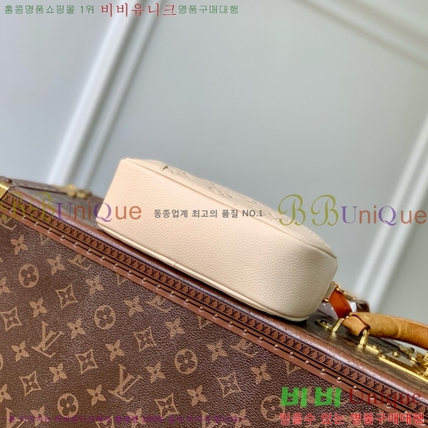 #���̺��� Ÿ�̴� ī�޶� �� ũ�ν� �� M25518-100
