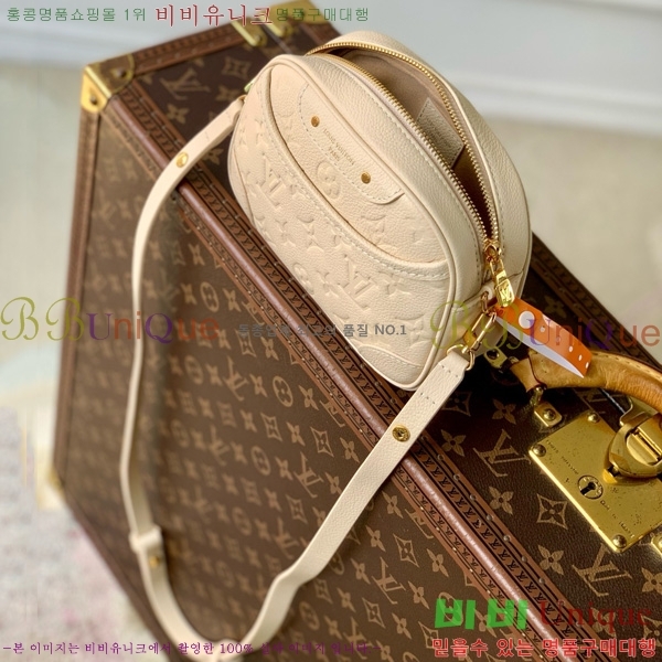 #���̺��� Ÿ�̴� ī�޶� �� ũ�ν� �� M25518-100