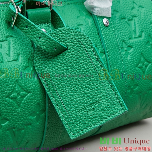���̺��� Ű�� �ݵѸ��� 25 M26055