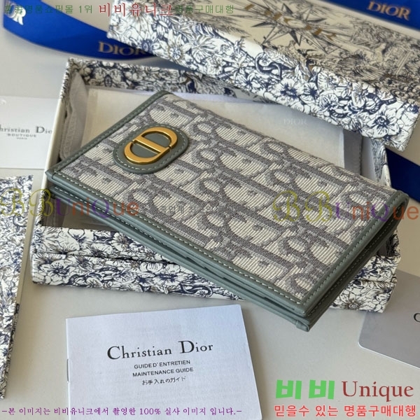 #��� 30 Montaigne ���� ���̽� S2353-404