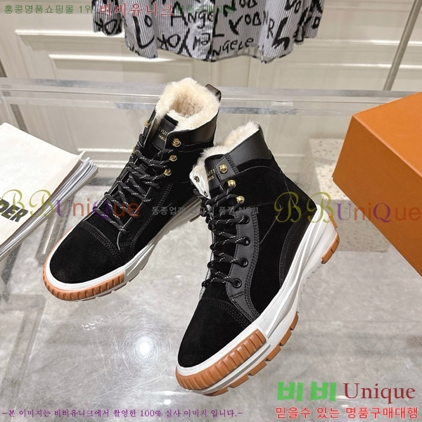 ���̺��� ����Ŀ�� ������ Ʈ���̳� ���� 32LV8569342-1