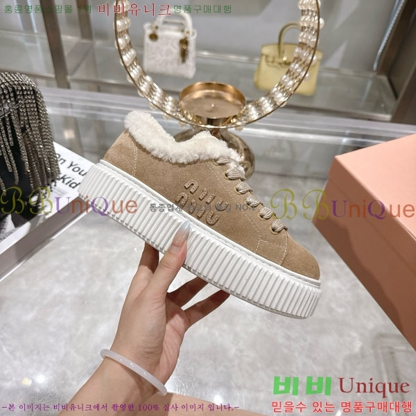 ���� �̿�̿� �þ �� ����Ŀ�� 30MU902302-4