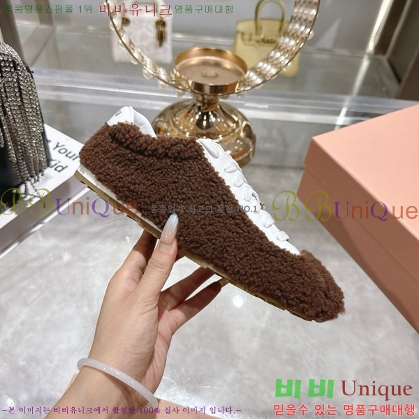 ���� �̿�̿� ����Ŀ�� 27MU902300-2