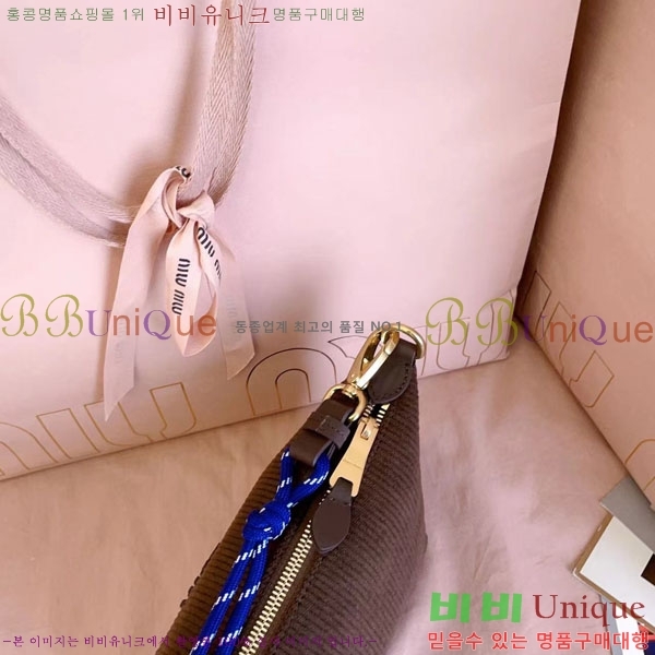 #�̿�̿� �ڵ���� �Ŀ�ġ 5NE841-402