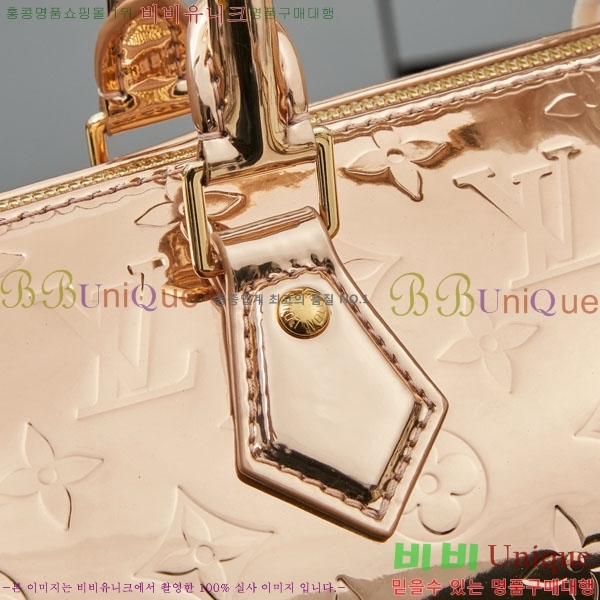 ���̺��� ���ǵ� �ݵѸ��� 25 M26497
