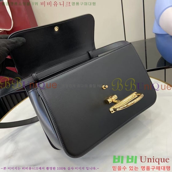 #���� �ÿ��� �̵�� ž �ڵ�� 855535-104