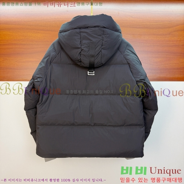�������� ĳ���ٱ��� �ٿ� �е� CAG215556-4