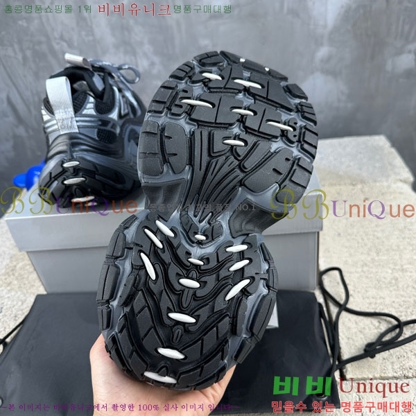 �߷��þư� 6XL Ʈ���̳� ����Ŀ�� BLA3568901-4