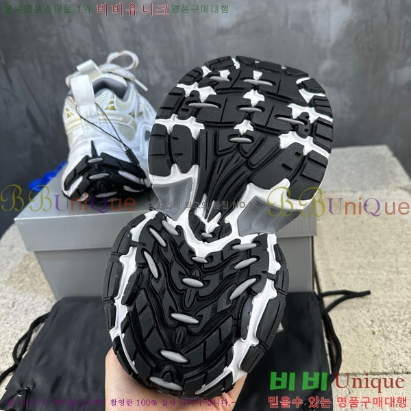 �߷��þư� 6XL Ʈ���̳� ����Ŀ�� BLA3568901-5