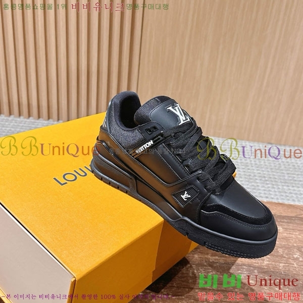�������� LV Ʈ���̳� ����Ŀ�� LV511801