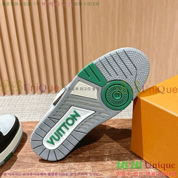 �������� LV Ʈ���̳� ����Ŀ�� LV511802-8