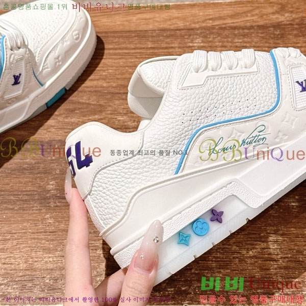 �������� LV Ʈ���̳� ����Ŀ�� LV5116602-5