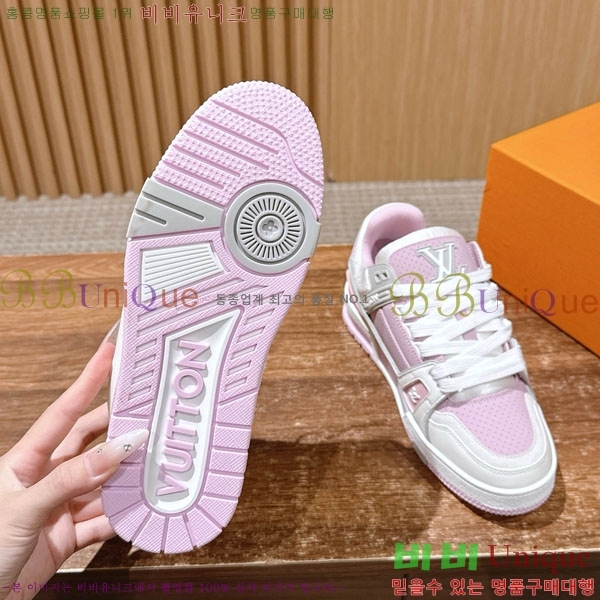 �������� LV Ʈ���̳� ����Ŀ�� LV5116602-9