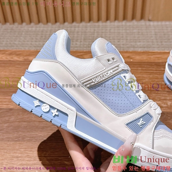 �������� LV Ʈ���̳� ����Ŀ�� LV5116602-8