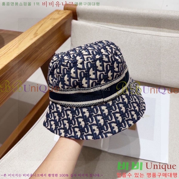 ��* ���� DR28429-4