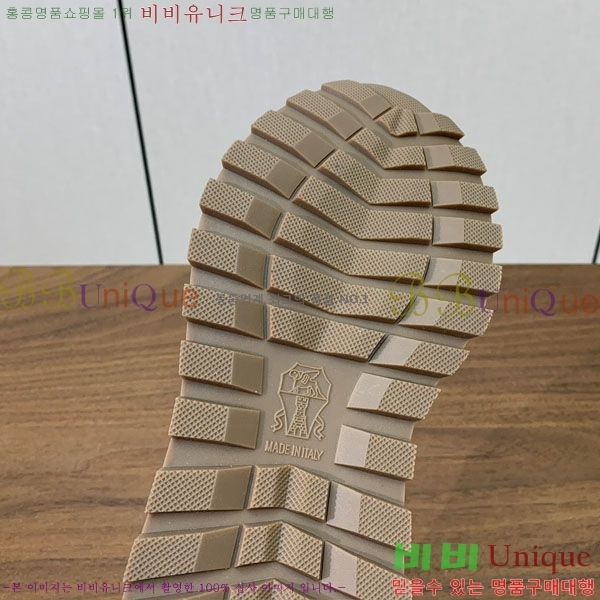 ���� ���ڷ� ��ġ�ڸ�  ����Ŀ�� B9077801-9