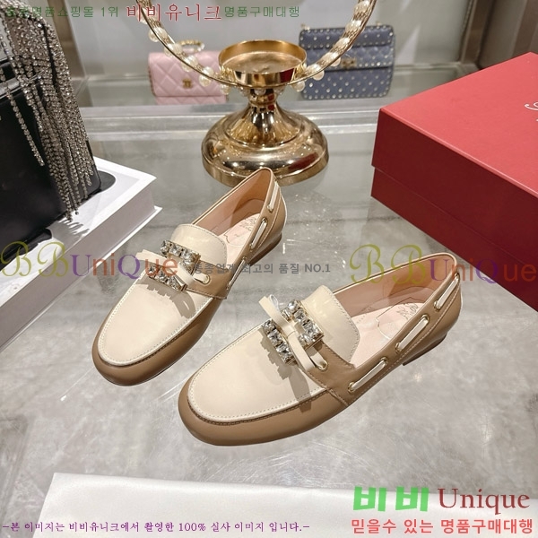 ������� ���� 32RV725801-1