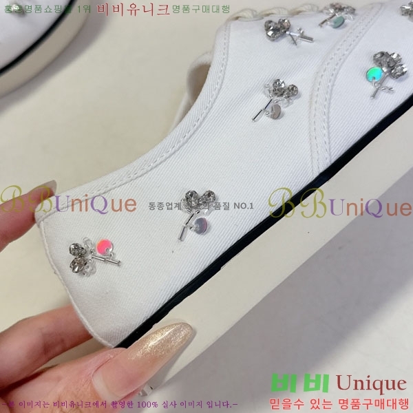 ���� �̿�̿� ����Ŀ�� M554621-2