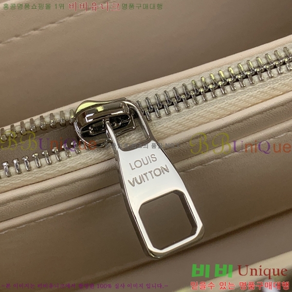 #���� ���� ��Ʈ�� īǶ�� �̴� M12977-102