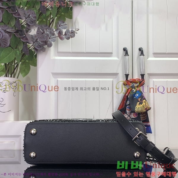 #���� ���� ��Ʈ�� īǶ�� BB M12977-302
