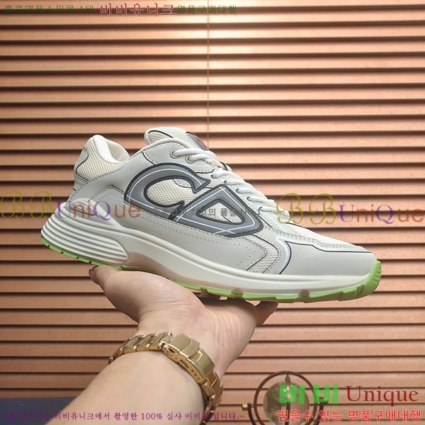 ���� ��� ����Ŀ�� DR889804-4