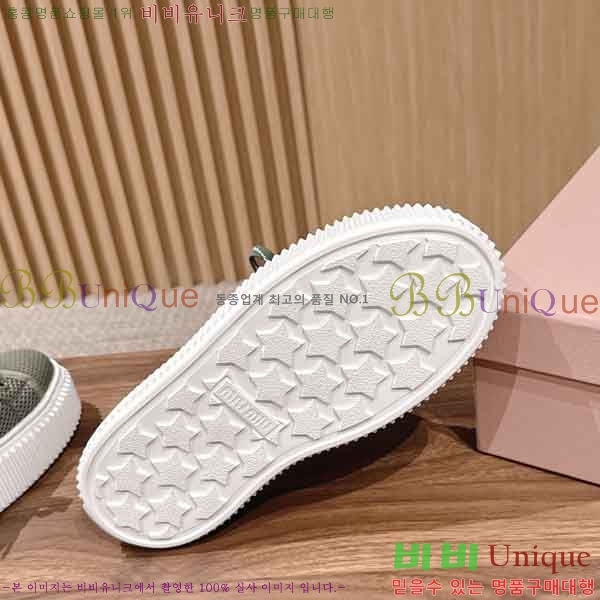 ���� �̿�̿� ����Ŀ�� M5527780-2