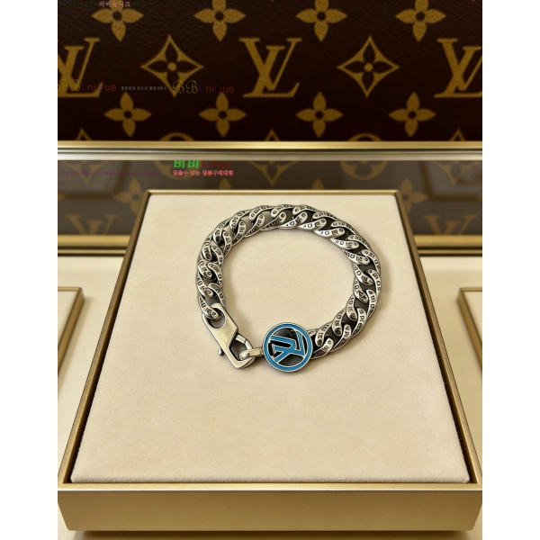 ���̺��� ���� LV2352345-13