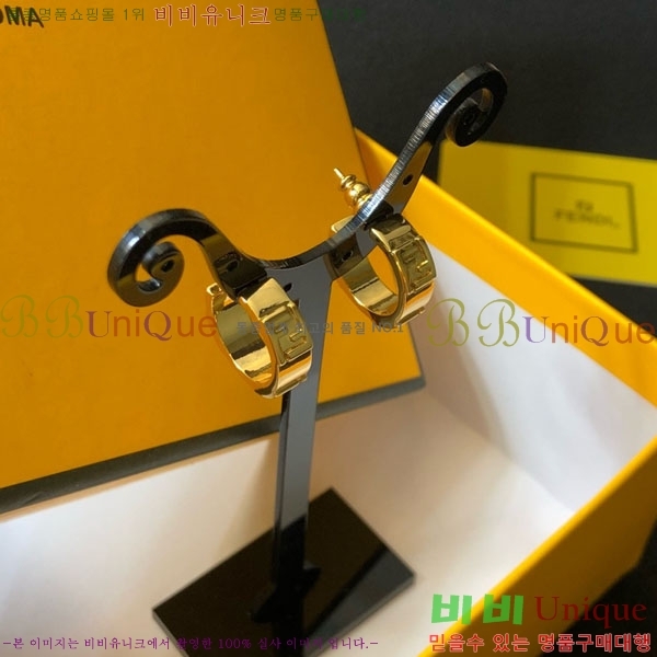��� �Ͱ��� FE324068-4