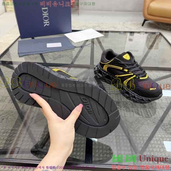 ���� ��* ����Ŀ�� B12955680