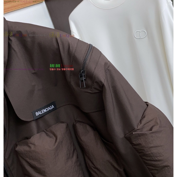 ���� �߷��þư� �ٿ� �е� B836271-1